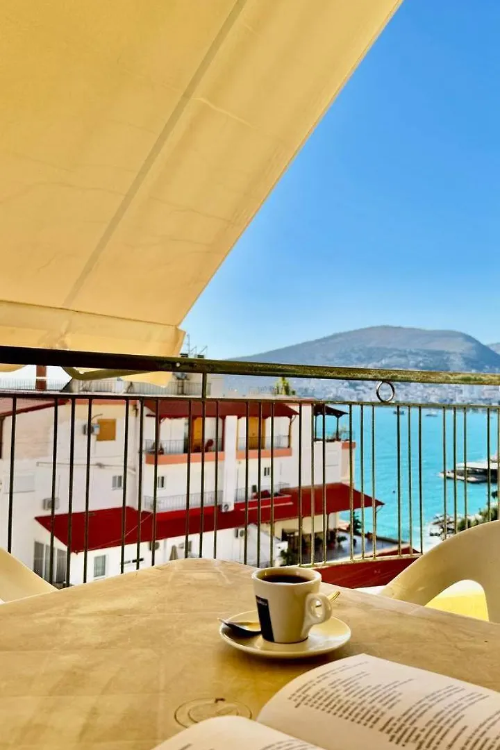 Orange Studio Sea View Sarandë Albânia
