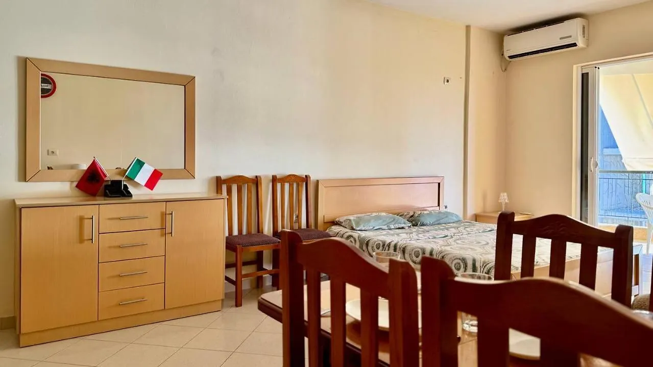 Orange Studio Sea View Sarandë